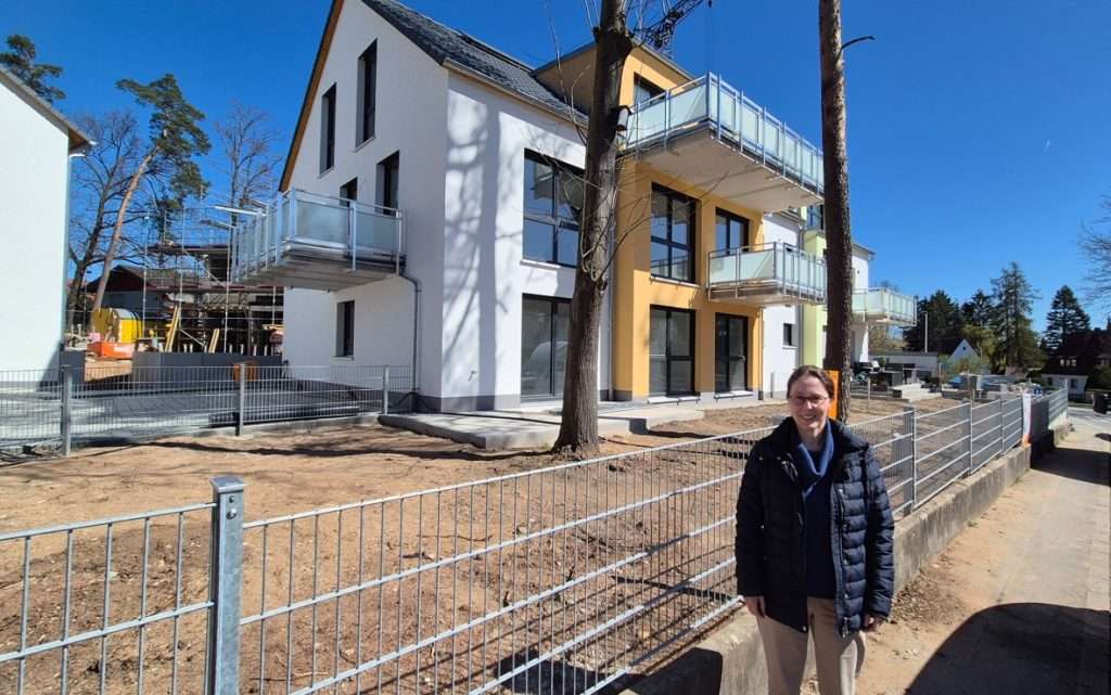 Uttenreuth: Gebäude der Privatpraxis für ganzheitliche Medizin im Schleifweg 14 mit Dr. med. Doris Gottfried vor Ort